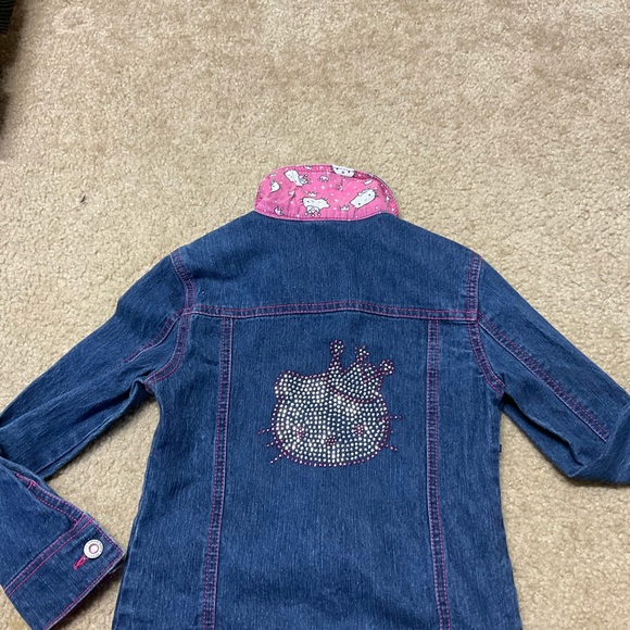 Hello Kitty Girls Jean Jacket Sz6 Beaded Kitty On Back Button Front Long Sleeve. - Picture 7 of 10